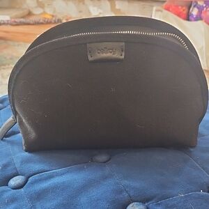 Black Bellroy Zip Accessory Bag